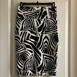 LuLaRoe Black and white pattern Pencil Skirt Cassie XS